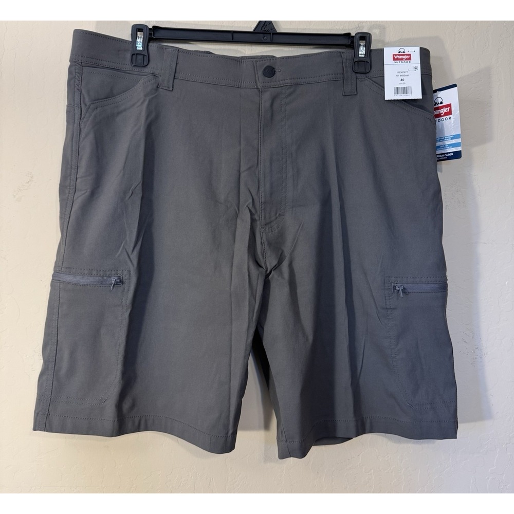 Wrangler Outdoor Shorts Men 40 Cargo Relaxed‎ Utility Pockets Gray NEW